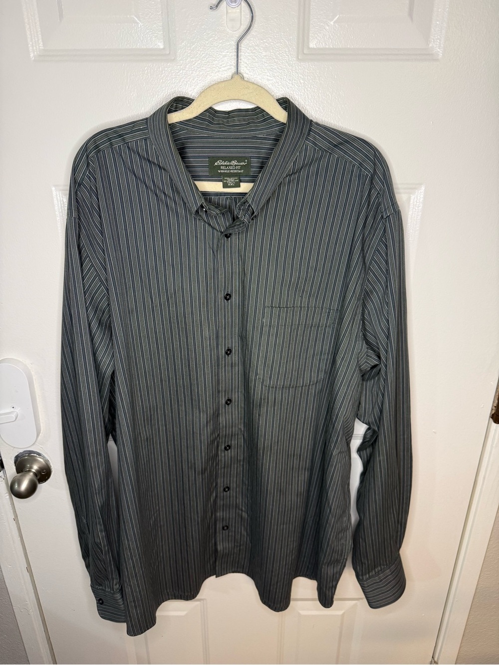 Eddie Bauer Men’s 2XLT Tall Button Down Shirt Relaxed Fit Striped Cotton
